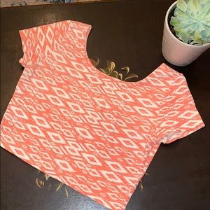Coral, printed cropped tee from H&M